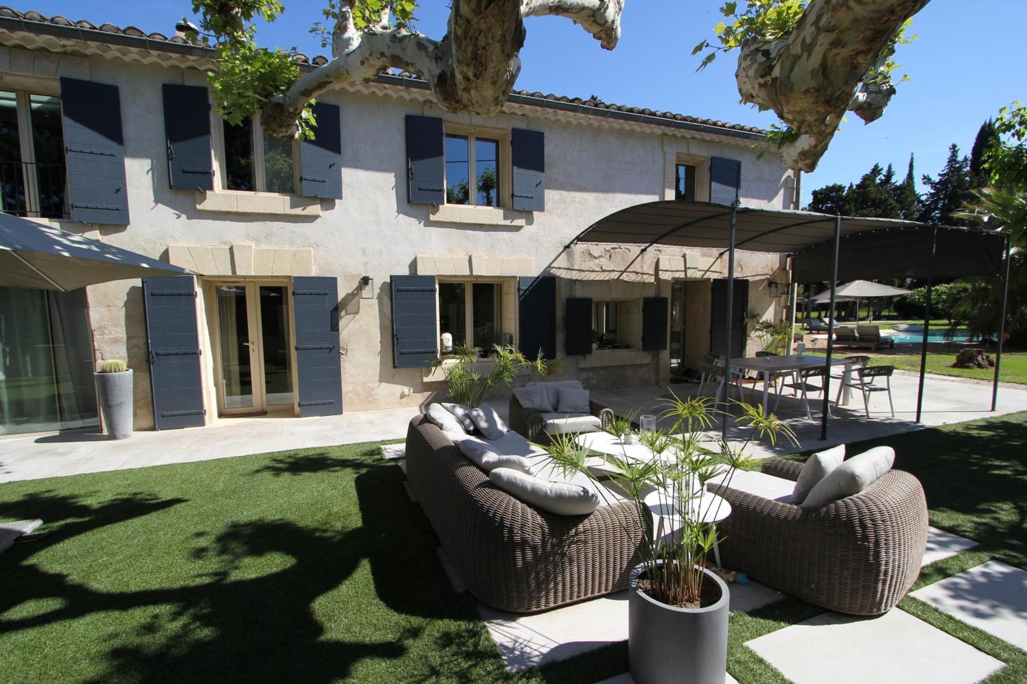 Bed and Breakfast Mas Paloma Rognonas Exterior foto