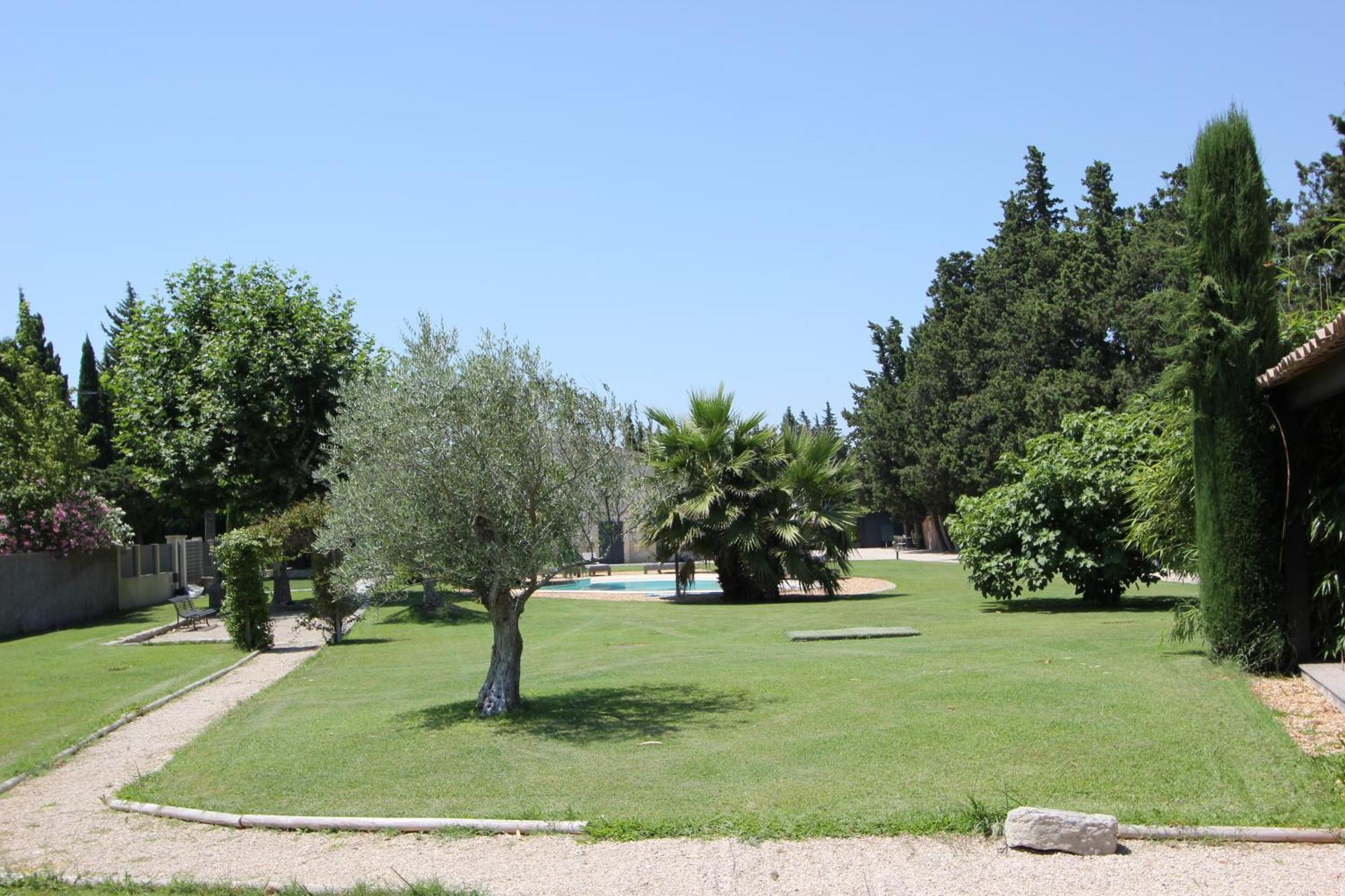 Bed and Breakfast Mas Paloma Rognonas Exterior foto
