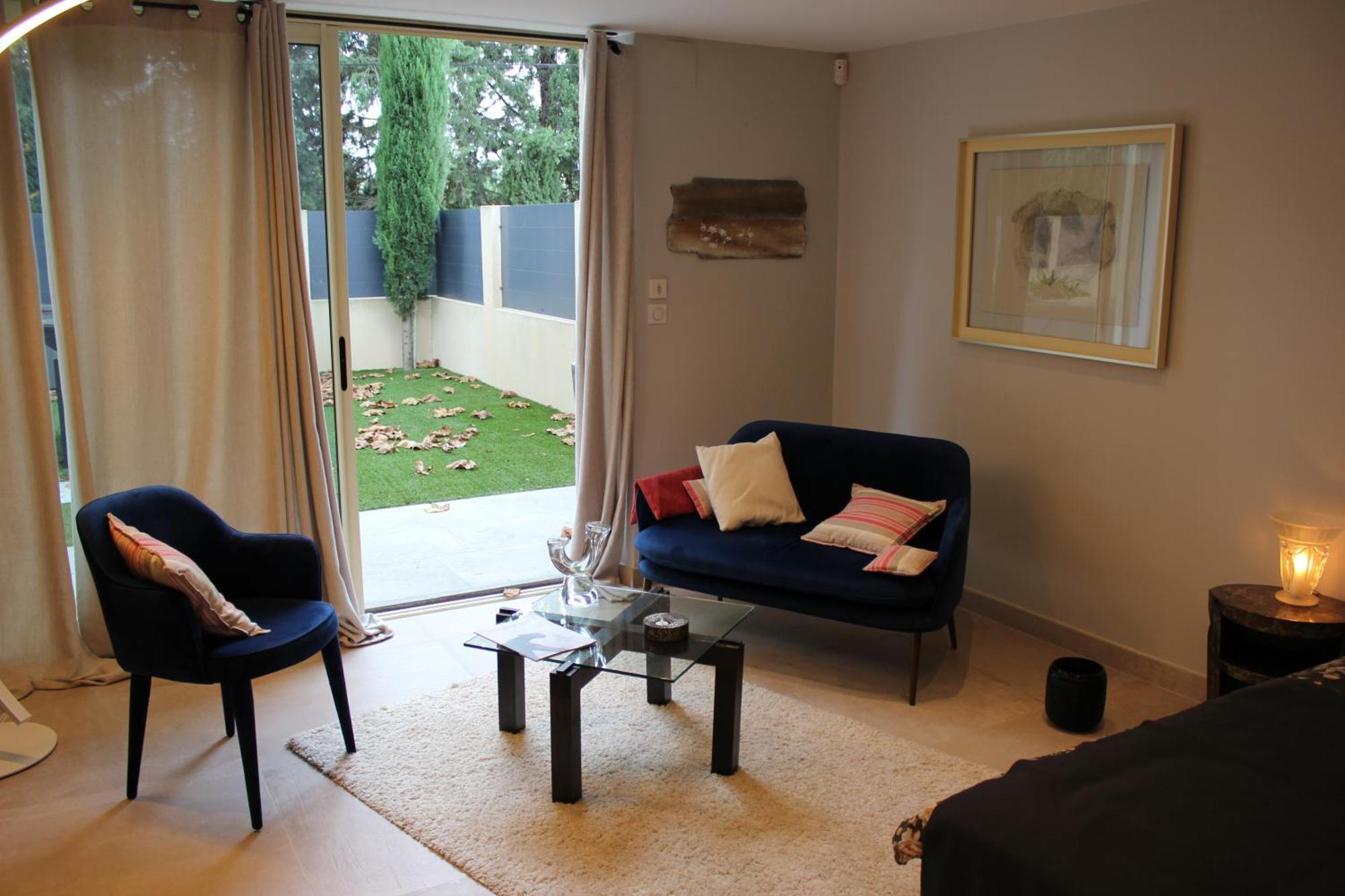Bed and Breakfast Mas Paloma Rognonas Exterior foto
