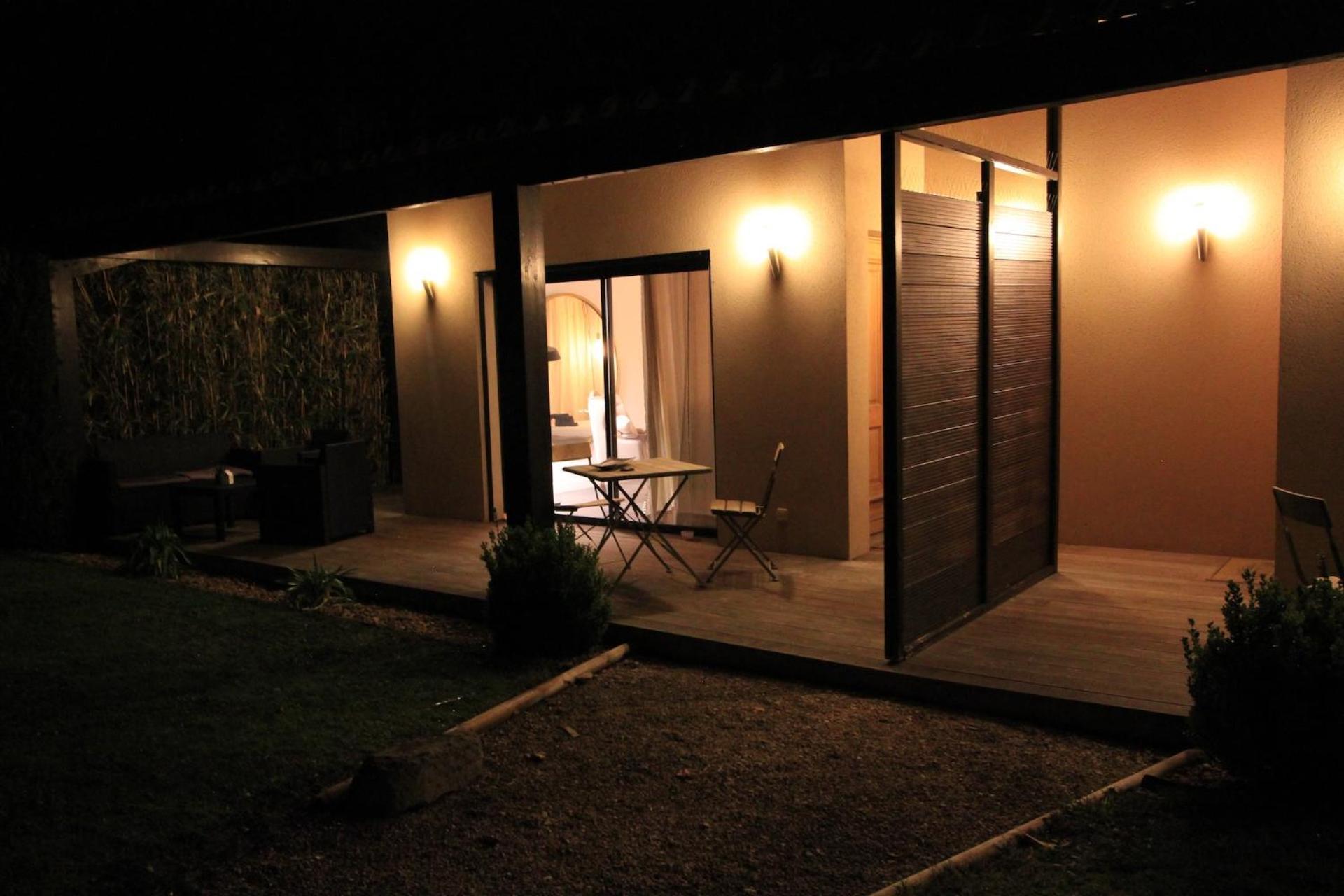 Bed and Breakfast Mas Paloma Rognonas Exterior foto