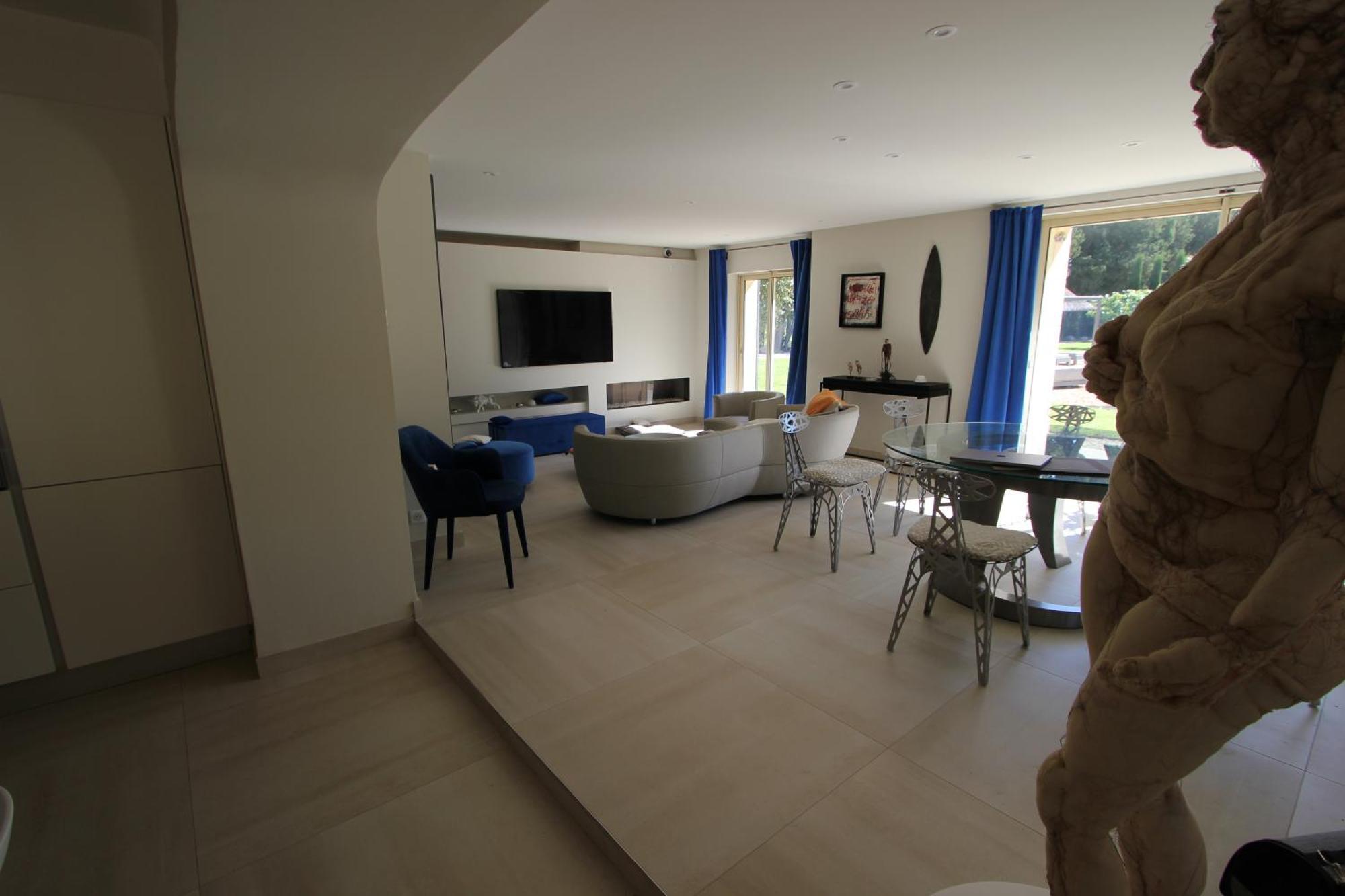 Bed and Breakfast Mas Paloma Rognonas Exterior foto