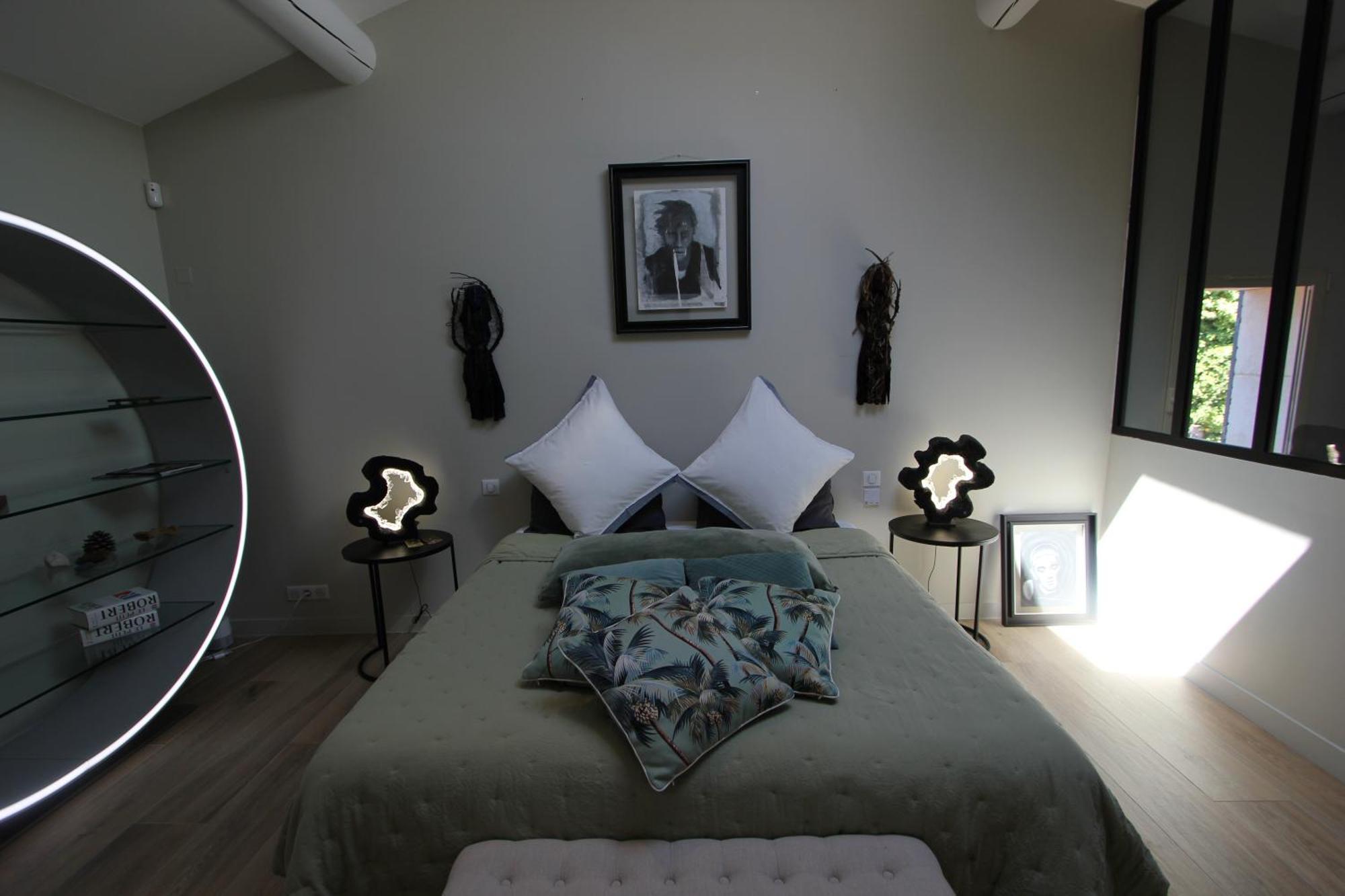 Bed and Breakfast Mas Paloma Rognonas Exterior foto