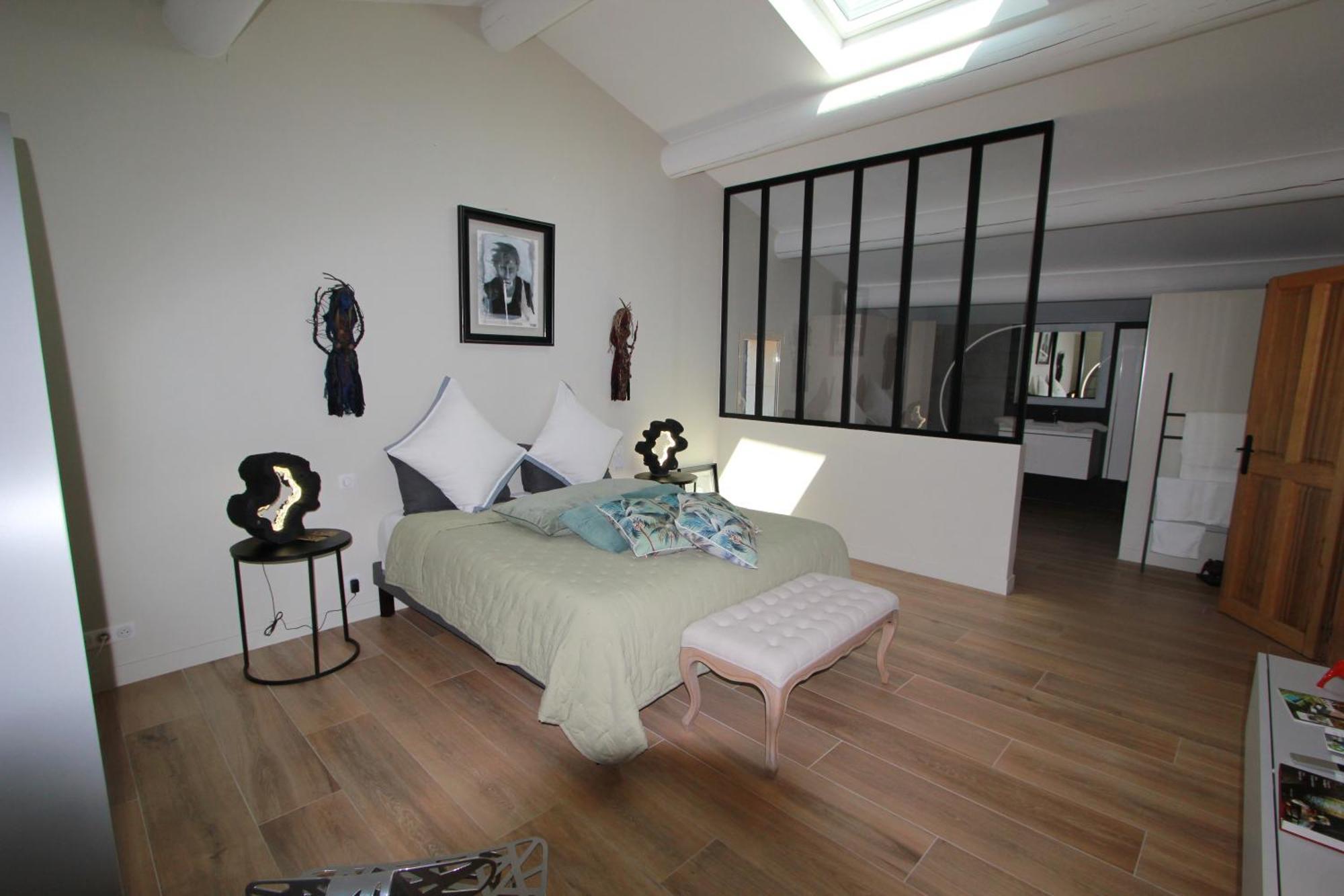Bed and Breakfast Mas Paloma Rognonas Exterior foto